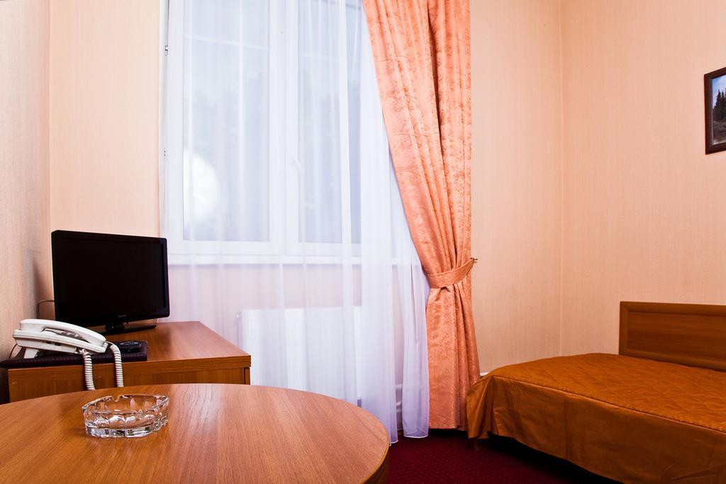 Gostiniy Dom Hotel Moskow Bagian luar foto